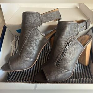 Splendid leather heels size 9.5